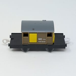 Thomas the Train Trackmaster SodorBreak Van ME YTX